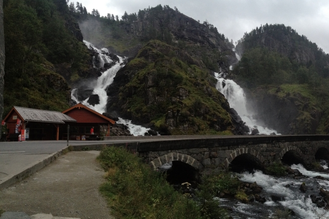 Vodopád Låtefossen